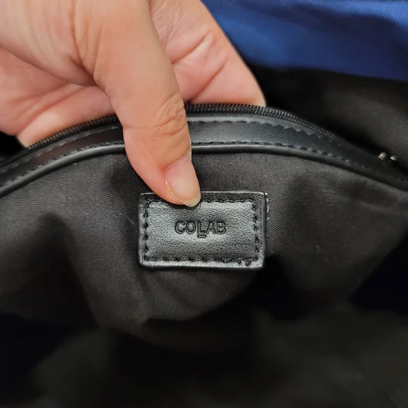 CoLab Large Weekender Bag - Picture 5 of 10